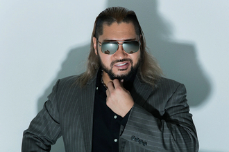 ウルフアロンのプロレスデビュー戦相手、キング・オブ・ダークネス"闇の帝王"EVILって何者!?