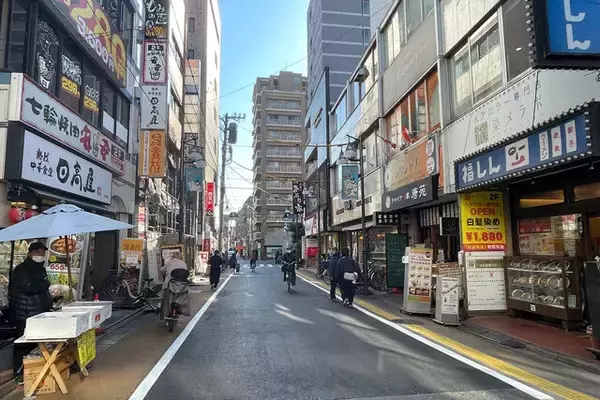 「【朝締め豚レバの唐揚げ丼】地元エリアで見つけた昼飲み天国で、絶品レバー丼の幸せに おぼれる：パリッコ『今週のハマりめし』第222回」の画像