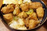 「【朝締め豚レバの唐揚げ丼】地元エリアで見つけた昼飲み天国で、絶品レバー丼の幸せに おぼれる：パリッコ『今週のハマりめし』第222回」の画像9