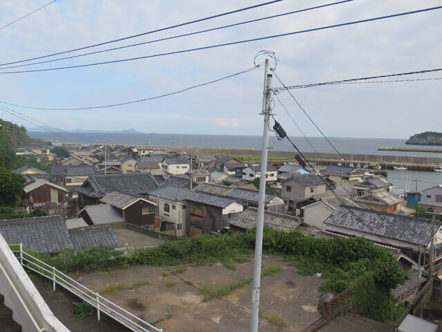 【現地ルポ】「日本最大の発電島」長崎県・宇久島カネと仕事、「メガソーラーから離れられない」切実な島民事情（後編）