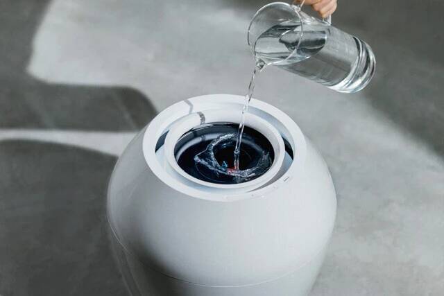 お部屋の湿度管理はもちろん、花粉対策にも有効な最新の加湿器！【即買いガジェット】