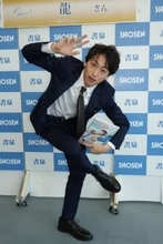 REAL AKIBA BOYZのオタクダンサー・龍がファースト写真集を発売「イベントが秋葉原で実家のような安心感でした！」