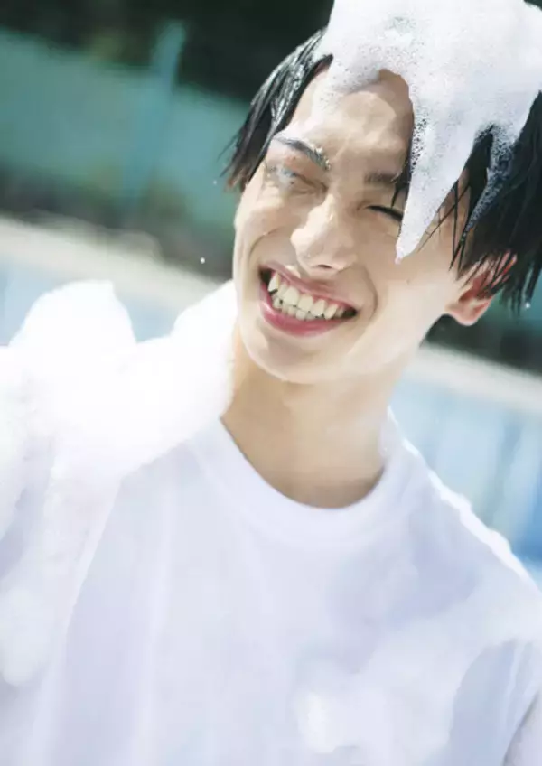 「REAL AKIBA BOYZのオタクダンサー・龍がファースト写真集を発売「イベントが秋葉原で実家のような安心感でした！」」の画像