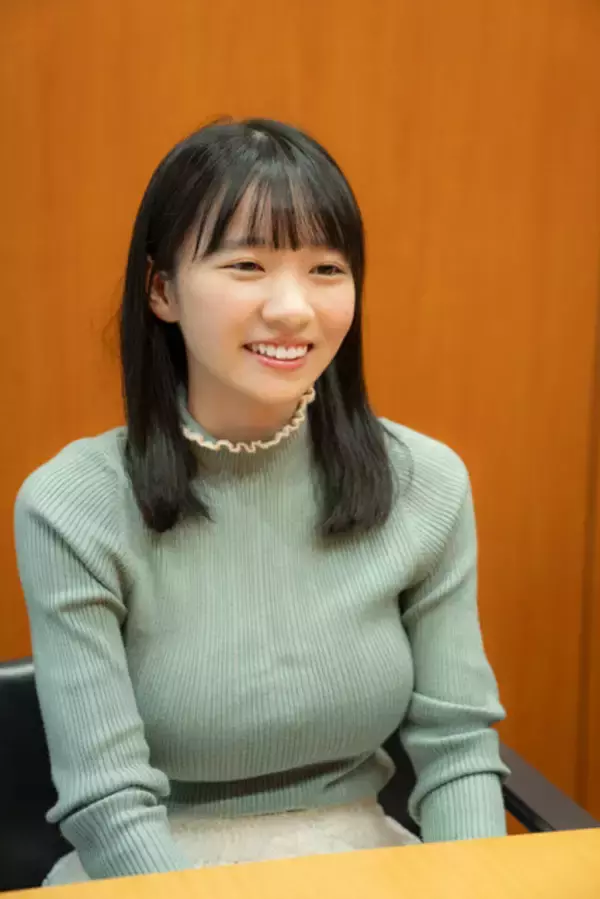 「長年所属したアイドルグループを来年2月に卒業。椿野ゆうこが語る初グラビアの記憶「ポーズを予習してきましたけど、緊張してろくにできなかったです」」の画像