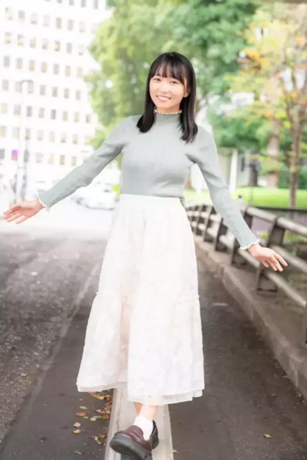 「長年所属したアイドルグループを来年2月に卒業。椿野ゆうこが語る初グラビアの記憶「ポーズを予習してきましたけど、緊張してろくにできなかったです」」の画像