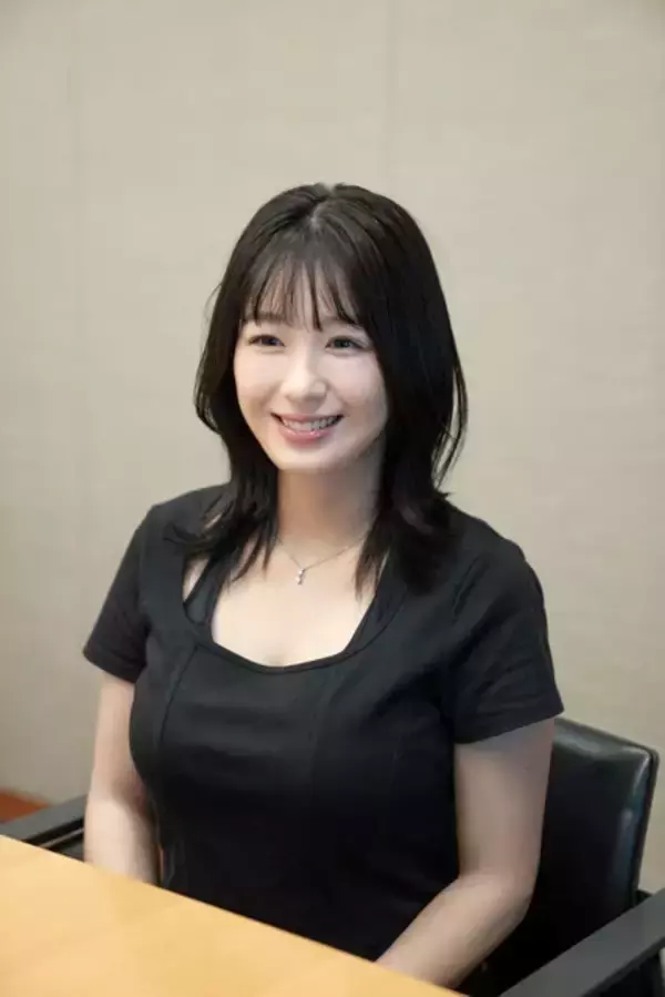 「目下大注目！　sejuの新星・髙野真央が語る初グラビアの記憶「山のようなイチゴを、嬉しそうにパクパク食べてるカットを撮ってもらいました（笑）」」の画像