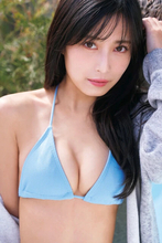 初グラビアが大好評人気。人気声優・鷲見友美ジェナが再びグラビアに挑戦！「同期と『共演したいね』と話していたのが実際にかなってうれしかったです」