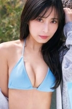 初グラビアが大好評人気。人気声優・鷲見友美ジェナが再びグラビアに挑戦！「同期と『共演したいね』と話していたのが実際にかなってうれしかったです」