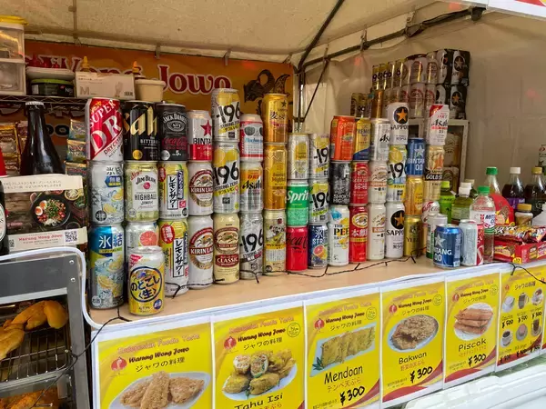 「【ナシチャンプル】上野のクリスマスマーケットの屋台で出会った、インドネシアのジャワ料理にハマる冬：パリッコ『今週のハマりめし』第216回」の画像