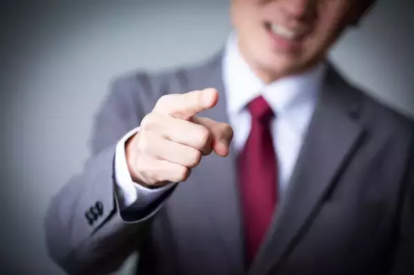 【ビジネスマン600人に緊急アンケート】「過去のいじめを今断罪する」のはアリかナシか？ 「若手時代にいじめに遭った」人は約4割！　そのうち8割近くが今も根に持っていることが判明!!