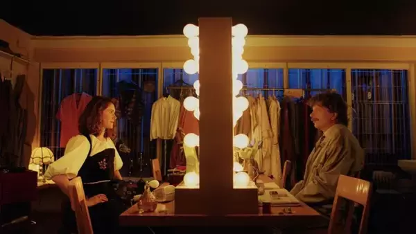 日本有数の映画ガイド・高橋ヨシキが『役者になったスパイ』をレビュー！