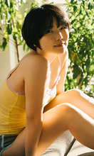 顔もスタイルも「ちょうどいい」と話題の大人向け配信者・すみれchがギリギリを攻めたデジタル写真集を発売！「スカイプで初めて話した男性に『見せてよ』と言われて......」