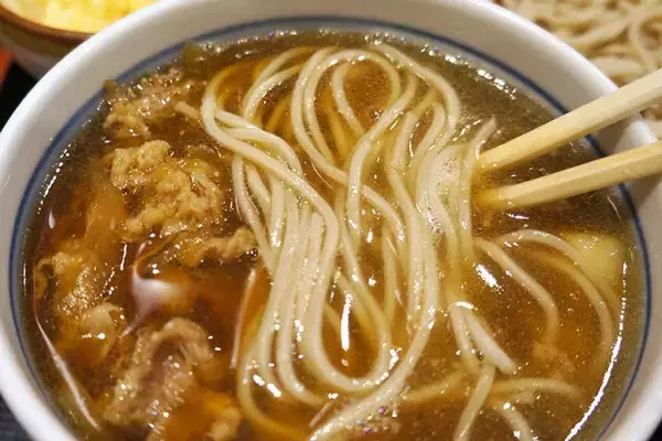 「【横浜牛せいろ】横浜を中心にチェーン展開するそば屋「味奈登庵」の味、ボリューム、値段に衝撃！：パリッコ『今週のハマりめし』第232回」の画像