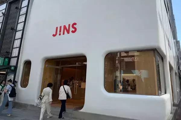 「3位のZoffがJINS、眼鏡市場を猛追！　量販カウンター勢力も台頭...変化するメガネ業界勢力図」の画像