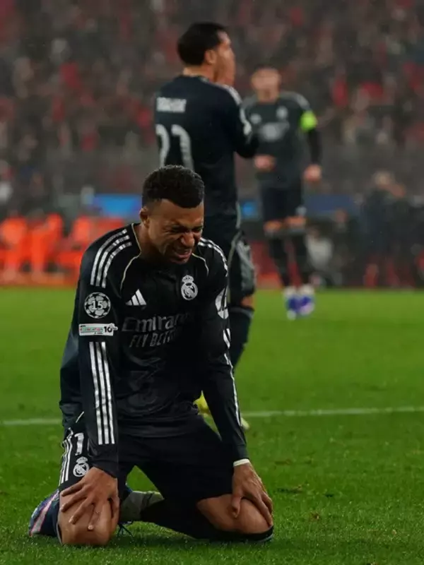 常勝軍団レアル・マドリードが崩壊。シャビ率いた首脳陣と選手の間で何が起きたのか