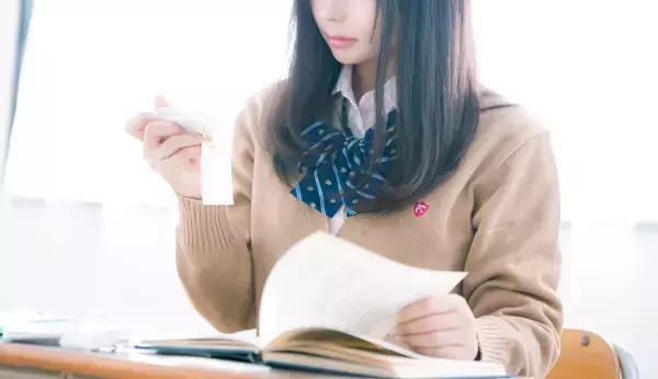 甘いお菓子や夜食のラーメンは子供の成績を下げる？　医師が教える「脳にいい食事、悪い食事」