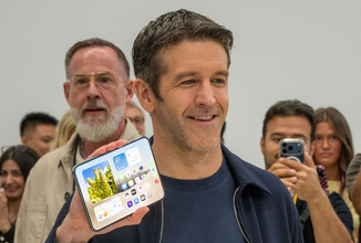 アップル初の折りたたみスマホは"Duoの呪い"を解けるのか？