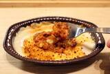 「【麻婆ミートドリア】冷凍ミートドリアのミートソースを激辛系の麻婆豆腐にスワッピング！　一体感がヤバすぎな斬新激ウマめし＜野島慎一郎のバカレシピ＞」の画像5