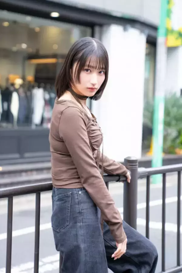 「アイドルグループ「Devil ANTHEM.」の人気メンバー・水野 瞳（あきら）が語る初グラビアの記憶「うまくやれないと怒られるみたいな。グラビアの現場ってこわいと思っていたんです」」の画像