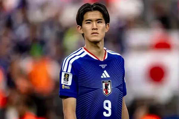 「【サッカー日本代表「2030年最強論」】4年後はさらに進化した「佐野海舟（29歳）＆鈴木彩艶（27歳）」が軸になる！」の画像