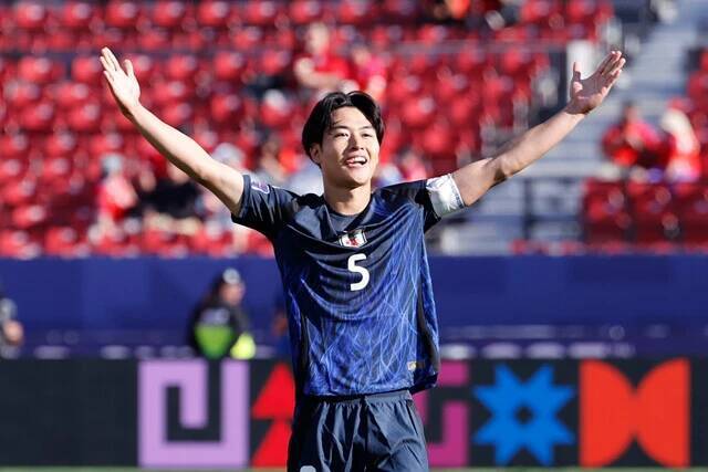 【サッカー日本代表「2030年最強論」】4年後はさらに進化した「佐野海舟（29歳）＆鈴木彩艶（27歳）」が軸になる！
