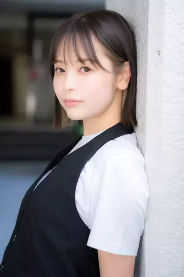 「サロモ界のトップランナー・緑川春菜が語るグラビアへの想い「『可愛い』『セクシー』より『おしゃれ』と呼ばれたいです」」の画像
