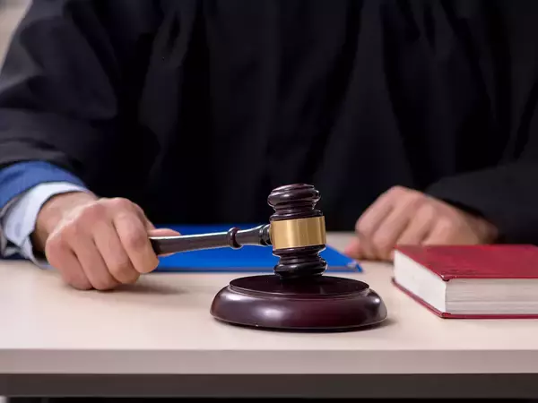 司法の食べログ!?『裁判官マップ』の挑戦。口コミの他、経歴、過去の判決や論文なども参照できる