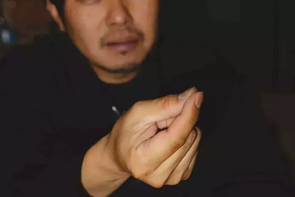 「【お悩み相談連載：さらば青春の光・東ブクロの『こわいもんなし』】「愛液の粘度には個性がある。個人的にはサンマーメンくらいの粘り気が最高です」」の画像