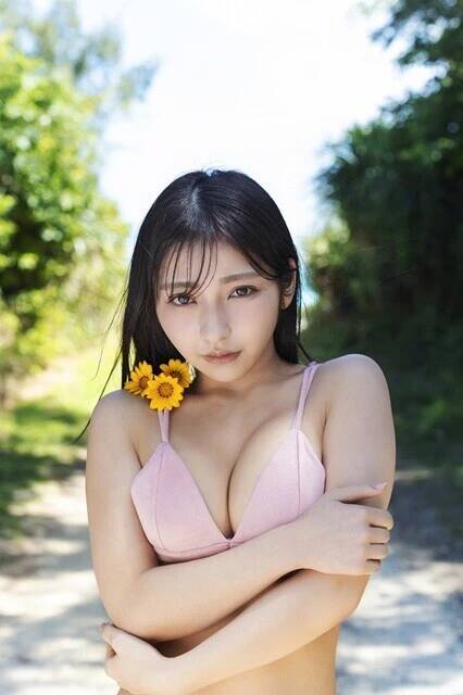 常に新境地を更新し続ける十味（とーみ）のグラビア、いつ見ても良すぎる！【週プレ グラジャパ！】