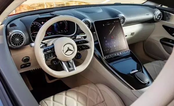 「F1由来の技術を投入した"やりすぎプラグインハイブリッド"を公道取材！　メルセデス　AMG GT63 S Eパフォーマンスの走りがスーパーカーすぎ!!」の画像