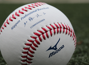 現役投手が「縫い目の感覚が以前とまったく違う」と証言......NPB「飛ぶボール」問題を大検証！　日本ハム打線は「2004年の巨人打線」を超えるのか!?