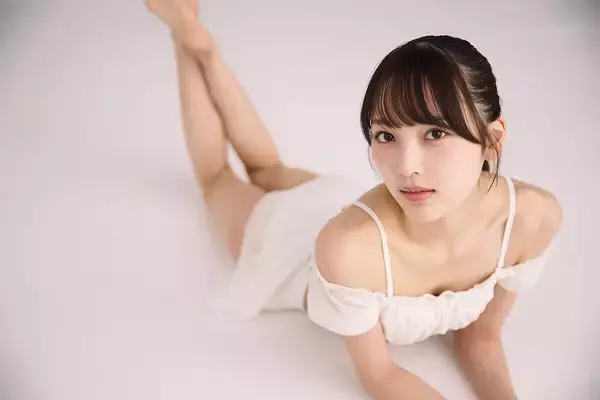 「グラビア界No.1の高身長!? 175cmのモデル系アイドル・中村みずき「20代になっても身長が伸び続けている気がします！」」の画像