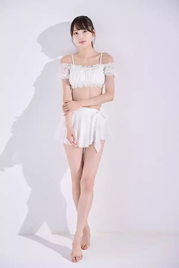 「グラビア界No.1の高身長!? 175cmのモデル系アイドル・中村みずき「20代になっても身長が伸び続けている気がします！」」の画像