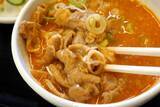 「【もつ煮定食】埼玉県の老舗の味。おかず特化型のもつ煮込みでほおばる白メシの幸福：パリッコ『今週のハマりめし』第236回」の画像8