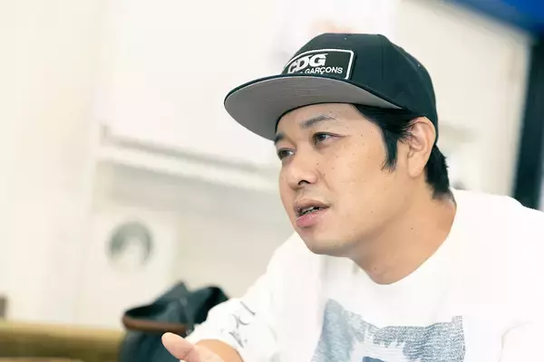 「【お悩み相談連載：さらば青春の光・東ブクロの『こわいもんなし』】「パチンコは隔離していいからタバコOKエリアを作ってほしい。『ドヤタバコ』が一番気持ちいいですから」」の画像