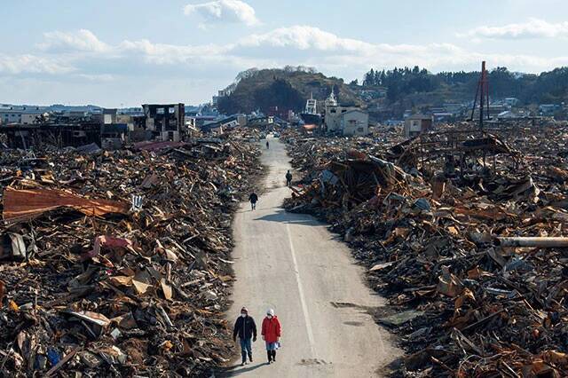 「3・11  あの日を重ねて」。写真家・八尋 伸が見た復興の軌跡