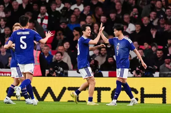 「イングランド戦で決勝点アシストの活躍。 2部に収まらない中村敬斗の存在感に注目!!」の画像