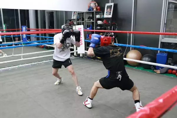 「【寺地拳四朗】終わりか、始まりか――すべては誇りのために。＜最終話／旅立ちの夜――磨かれた鏡の前で＞」の画像