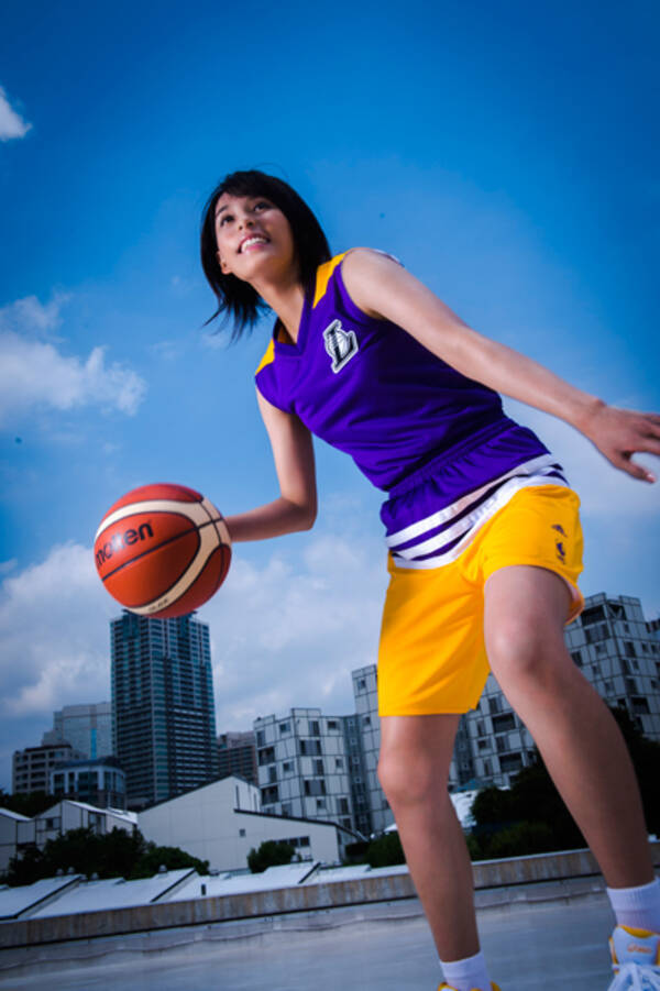 ライダーのヒロイン 大沢ひかるがリオ五輪グラビアで魅せた 撮影翌日は太ももがヤバかったです 16年8月17日 エキサイトニュース