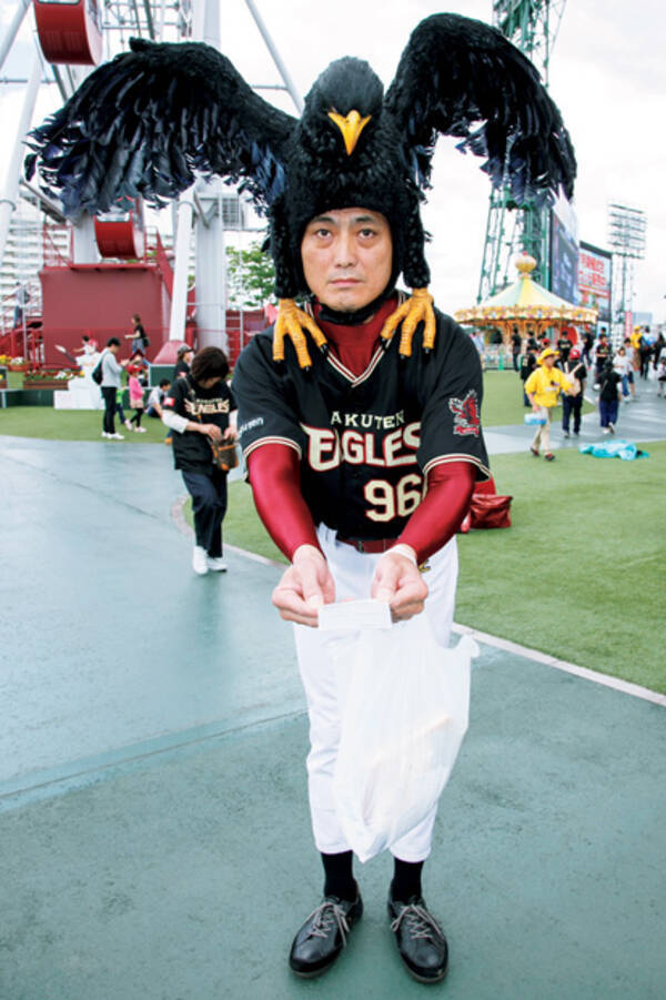 登場した試合の勝率１００ 楽天 謎の公式キャラ クロワシさん って何者 17年6月8日 エキサイトニュース