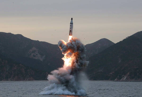 北朝鮮の 核ミサイル潜水艦 が日本近海に出現する 悪夢のｘデー が近い 17年9月14日 エキサイトニュース