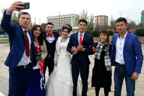 旅人マリーシャの世界一周紀行 第１６９回 幸せな結婚だけじゃない 誘拐結婚 もあり のキルギスで本当にあった怖い話 18年1月11日 エキサイトニュース