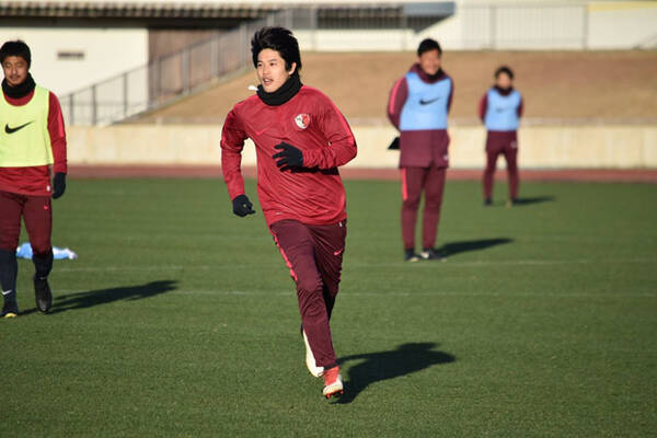 jリーグに復帰した内田篤人 日本代表への本心は 鹿島でタイトルを獲りに帰ってきたつもりなので 18年2月22日 エキサイトニュース jリーグに復帰した内田篤人 日本代表への本心は 鹿島でタイトルを獲りに帰ってきたつもりなので 18年2月22日 エキサイトニュース