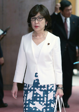 海外メディアも恐れる 稲田朋美防衛大臣就任で 過去最悪 の日中関係が重大な岐路に 16年8月11日 エキサイトニュース