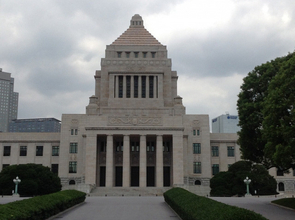 自民党総裁選は「安倍一択」しかないのか？ 「一強多弱」を生むニッポンの小選挙区制の大問題