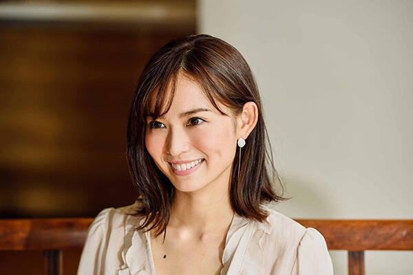 ヤンジャンは変な顔ばっかり使うんですよ 笑 ２０００年代 ｙｊグラビアで最も輝いた女優 市川由衣の青春すべてを詰め込んだ名写真集 デジタルで蘇る 18年10月15日 エキサイトニュース