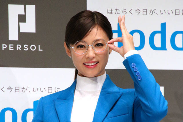 転職サービス ｄｏｄａ ｃｍ抜擢の深田恭子 普段から後輩の悩みもサポート 18年10月16日 エキサイトニュース