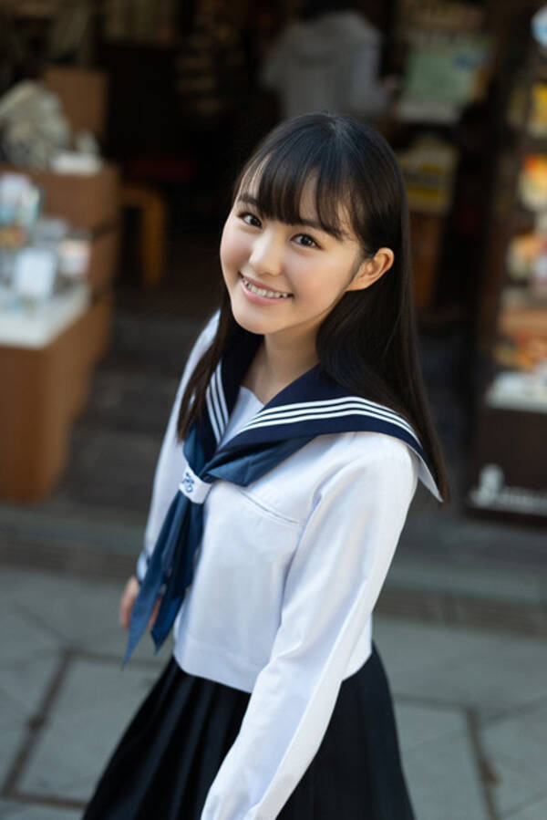 まぶしすぎる笑顔と愛くるしさ抜群の１６歳 伊藤小春 ふわふわ いちばん好きな動物はミズオオトカゲ 見てて癒やされます 飼いたい 19年4月2日 エキサイトニュース