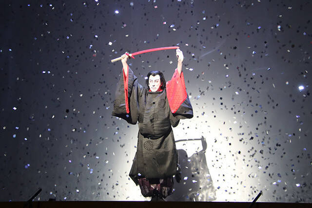 異色のコラボ作『スター・ウォーズ歌舞伎』を市川海老蔵親子が熱演。スター・ウォーズは「勧善懲悪を描く歌舞伎と似ている」
