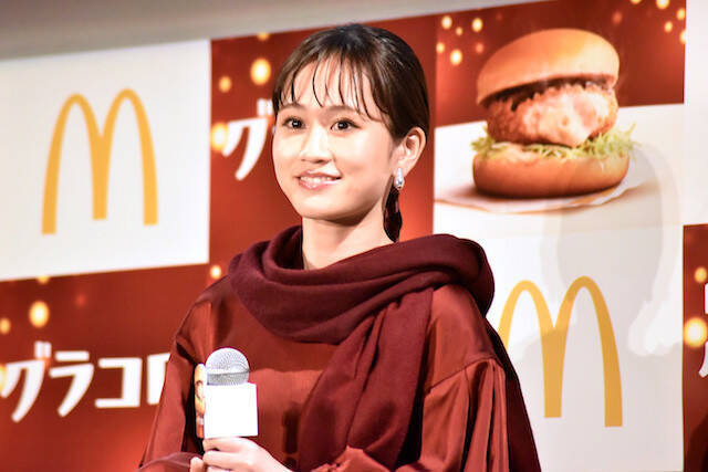 前田敦子が竹達彩奈 愛美ら声優と グラコロ アニメｃｍ出演 ３ ４年ぶりに生歌披露 皆さんの前で歌える機会があってうれしい 19年12月4日 エキサイトニュース